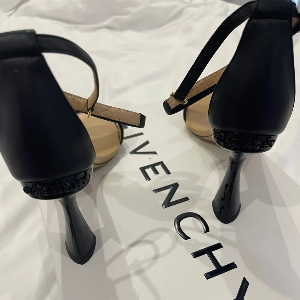 Givenchy Black Carene Heeled Sandals - Image 6