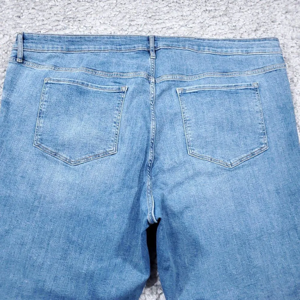 Old Navy Mid Rise Rockstar Super Skinny Jeans Women's Plus Size 28 Light Wash - Image 3