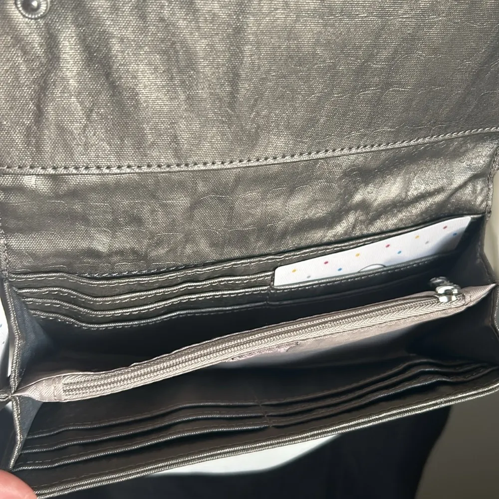 New Kipling Zuma Metallic Pewter Croc Embossed Crossbody Travel Organizer - Image 5