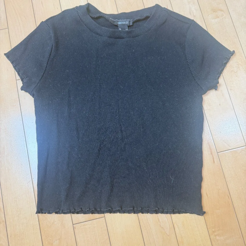 FOREVER 21 Cropped Ribbed Baby T Tee Shirt Top Black Size Small - Image 4