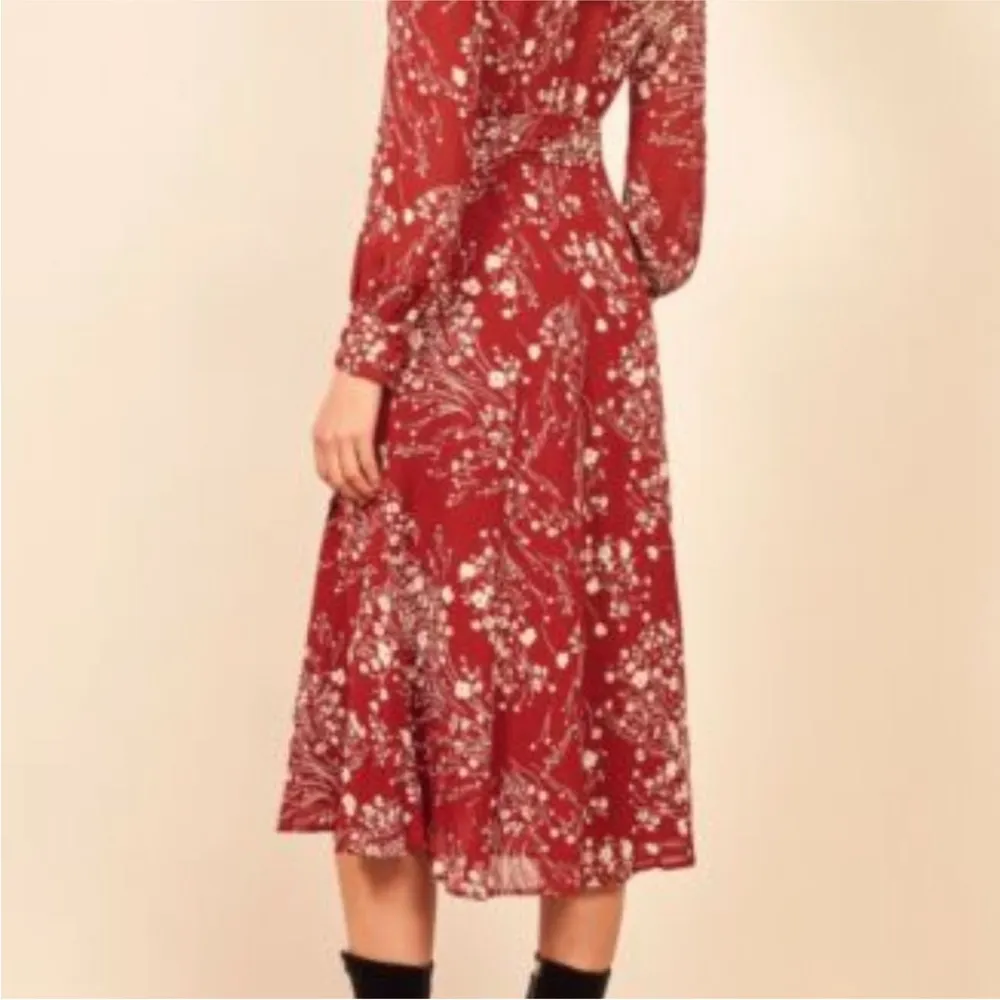 Reformation red floral wrap crepe midi dress WORN ON TV NEW - Image 12