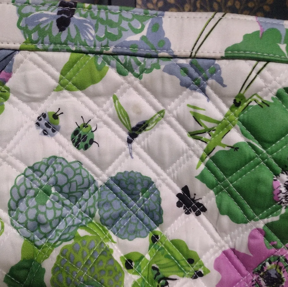 Vera Bradley Quilted Sateen Butterfly Purse Pink Green Blue White Retired - Image 4