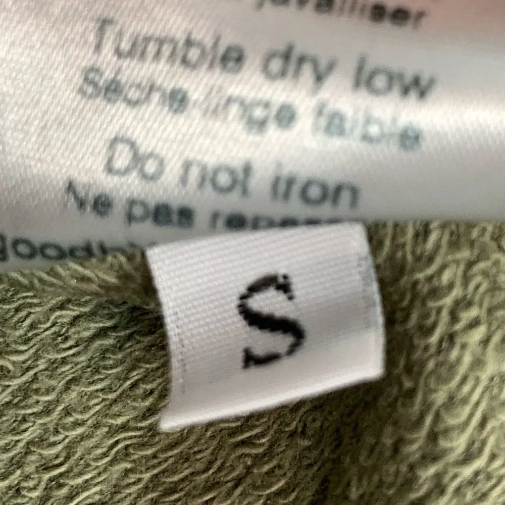 Good hYOUman cropped hoodie size small - Image 7