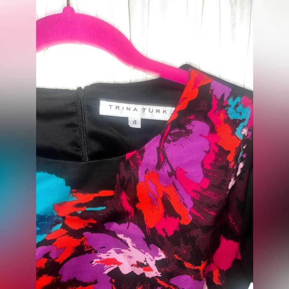 Trina Turk dress size 4 EUC - Image 2