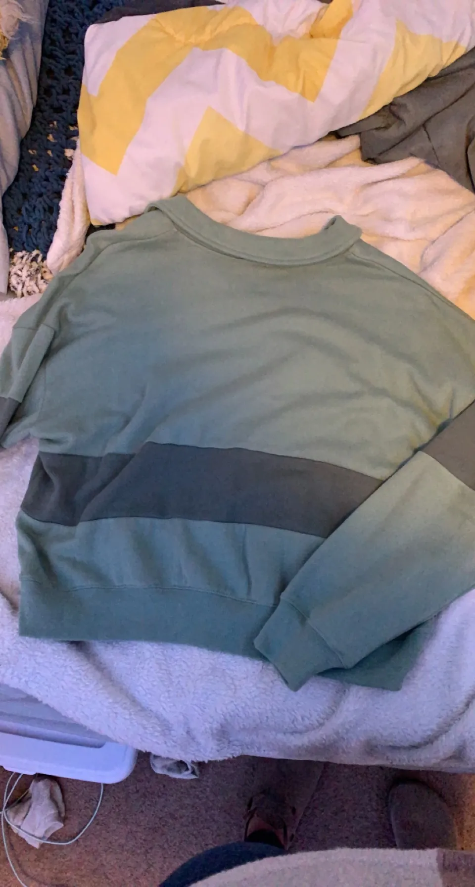 Universal Thread 1/4 Zip Sage Green Sweatshirt - Image 5