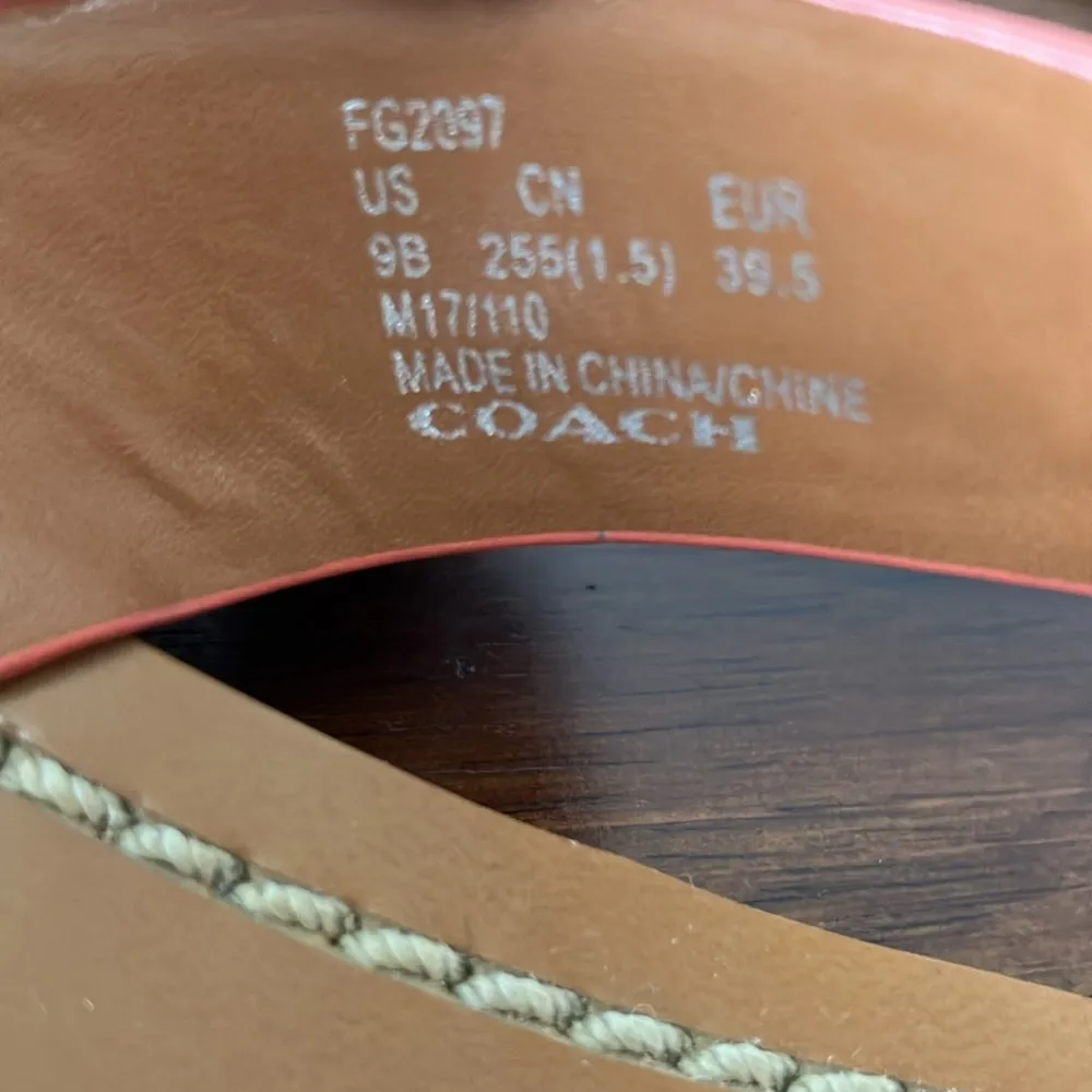 Coach: Ellis (FG 2097) Leather Slip On Thong Flip Flop- Silver Tone Heart- 9 - Image 2