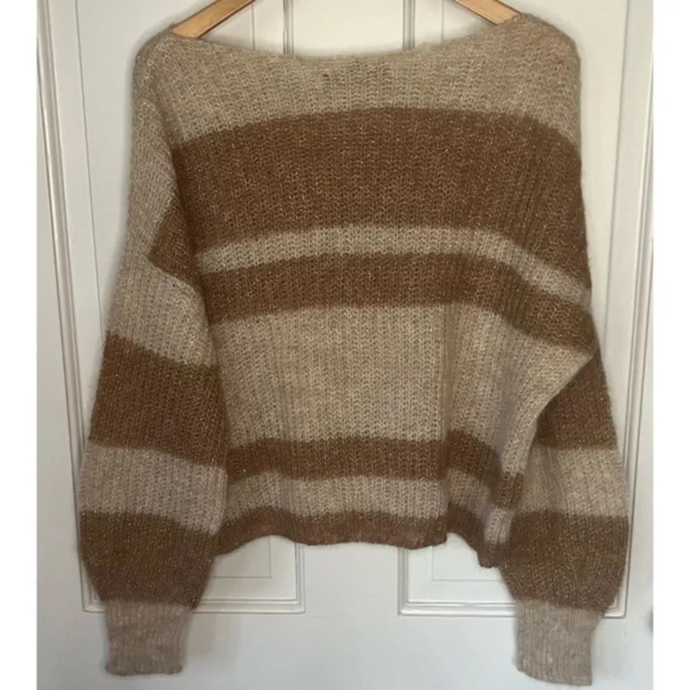 360Sweater Alpaca Blend Tan Gold Metallic Striped Pullover Sweater Size S NWT - Image 3