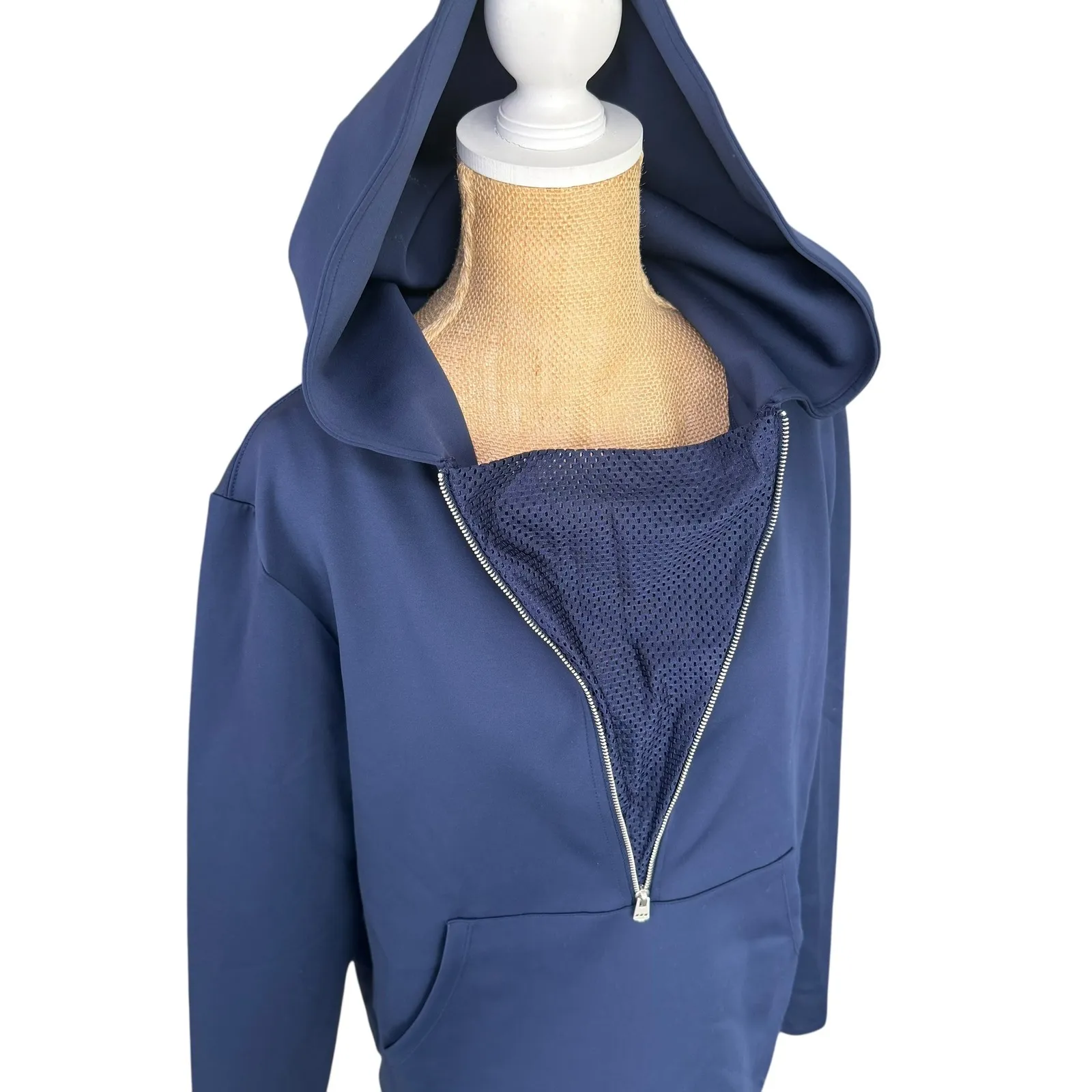 Lorna Jane Hoodie Pullover Athleisure Zip Up Mesh Trim Blue Size Medium - Image 2