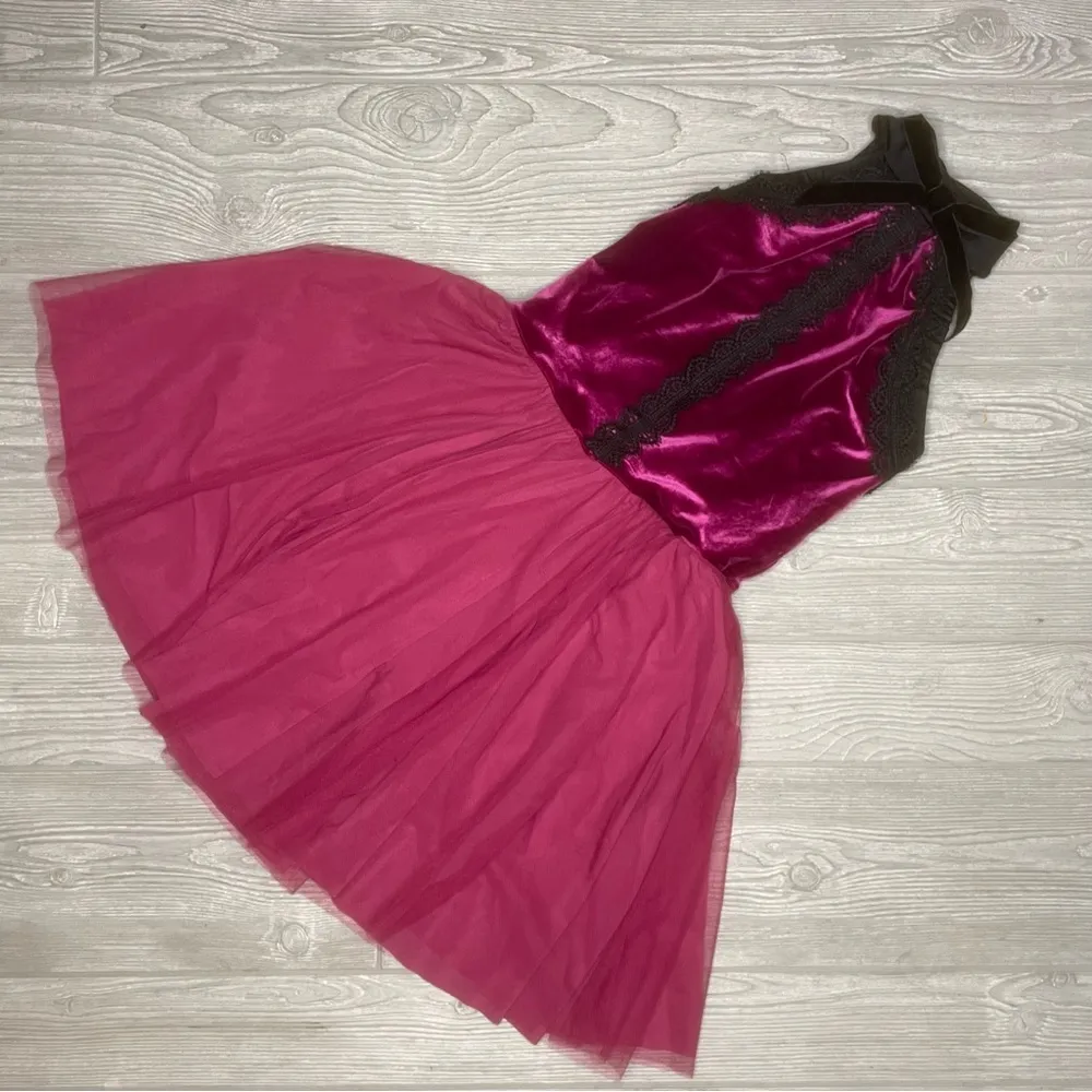 Red velvet weissman sleeveless dance costume tutu small adult skirt leotard - Image 2