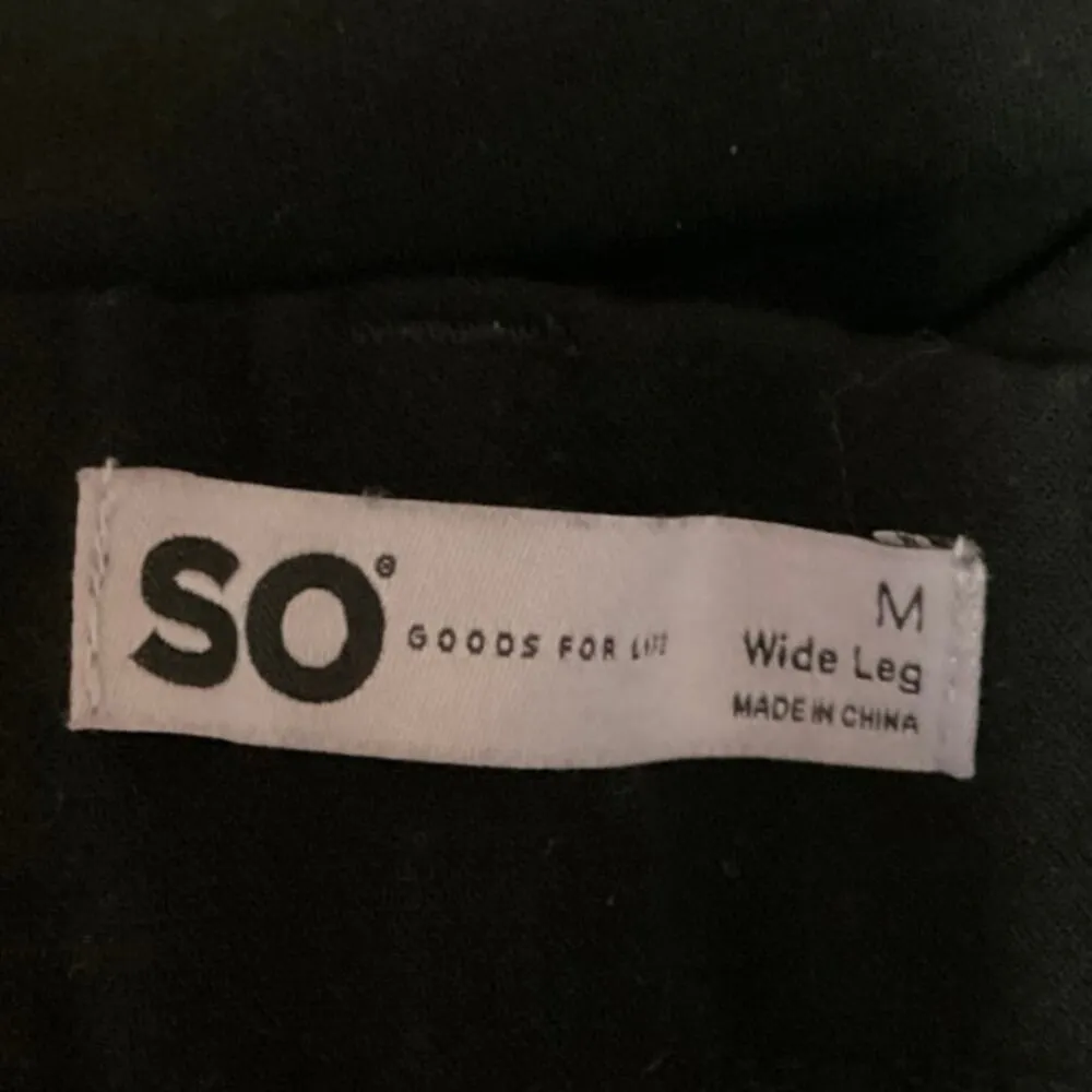 SO Black High Rise Pleated Straight Leg Career Business Ankle Dress Pants Size M - Image 4