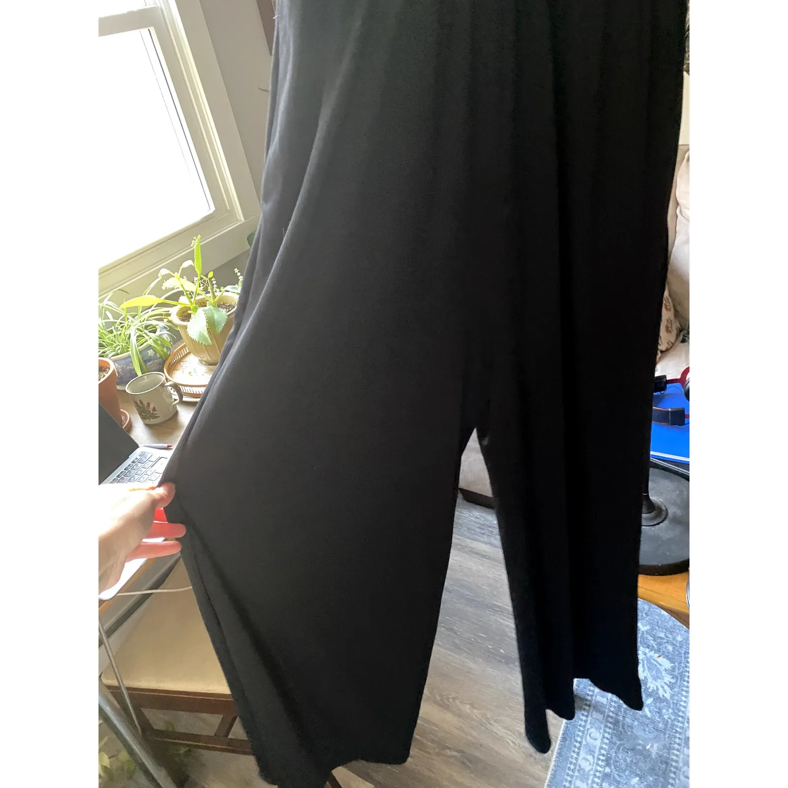 Cider Viral Slimming Black Jumpsuit Large Wide Leg Lounge Date Night‎ Minimalist - Image 3