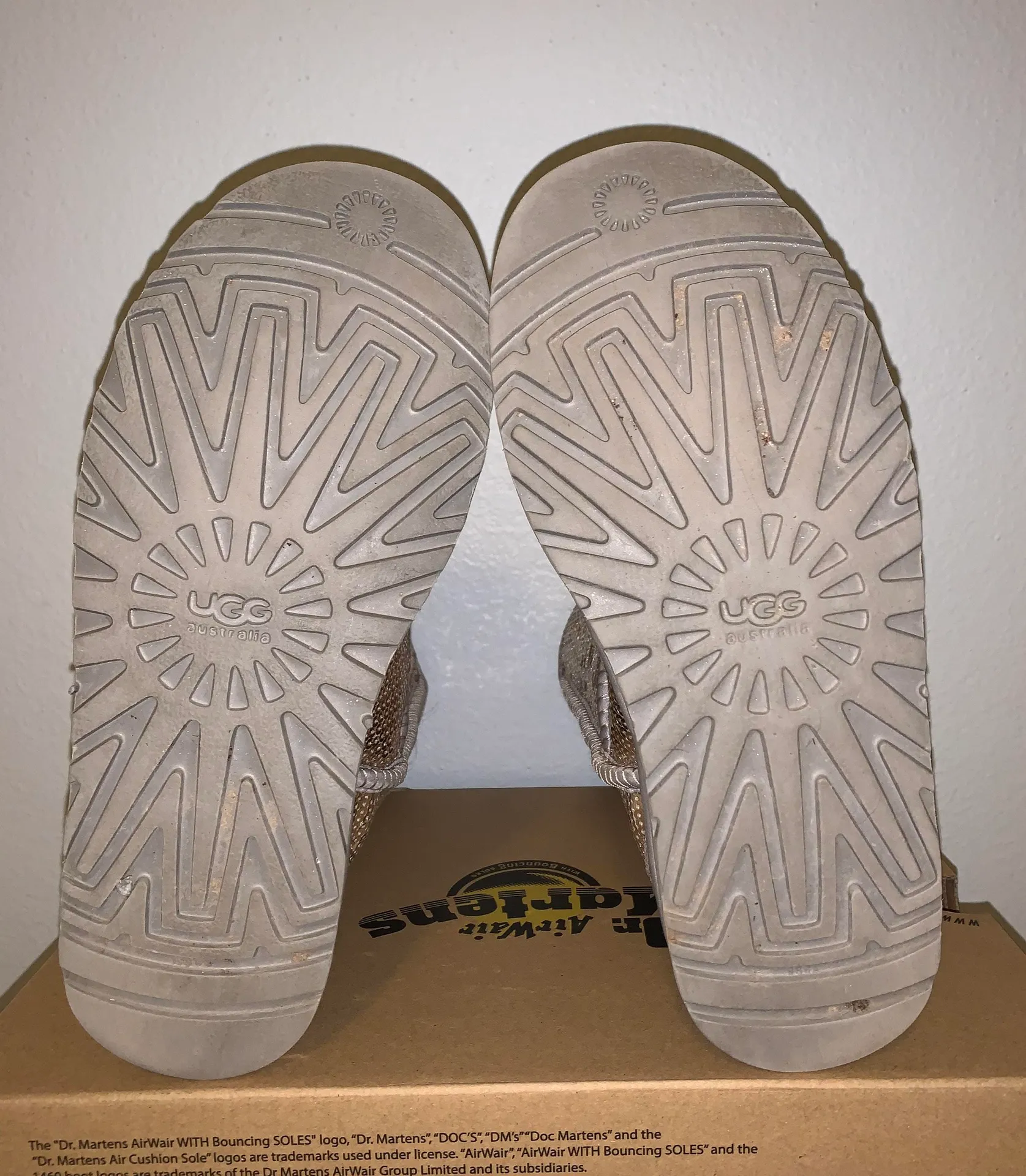 UGG Sequin Silver ’s - Image 4