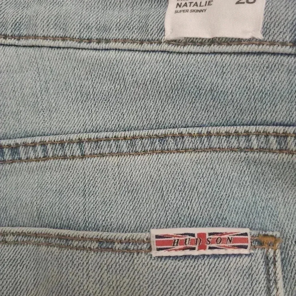 HUDSON JEANS - Image 4