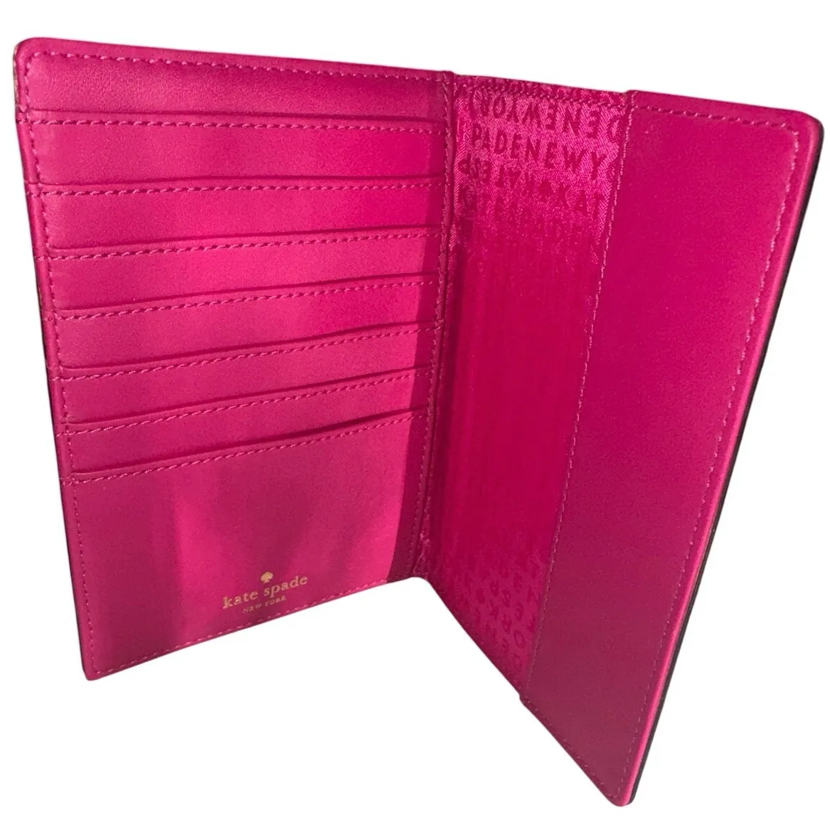 KATE SPADE Wellesley Passport Holder in Fuchsia Pink Leather, New without Tag - Image 5