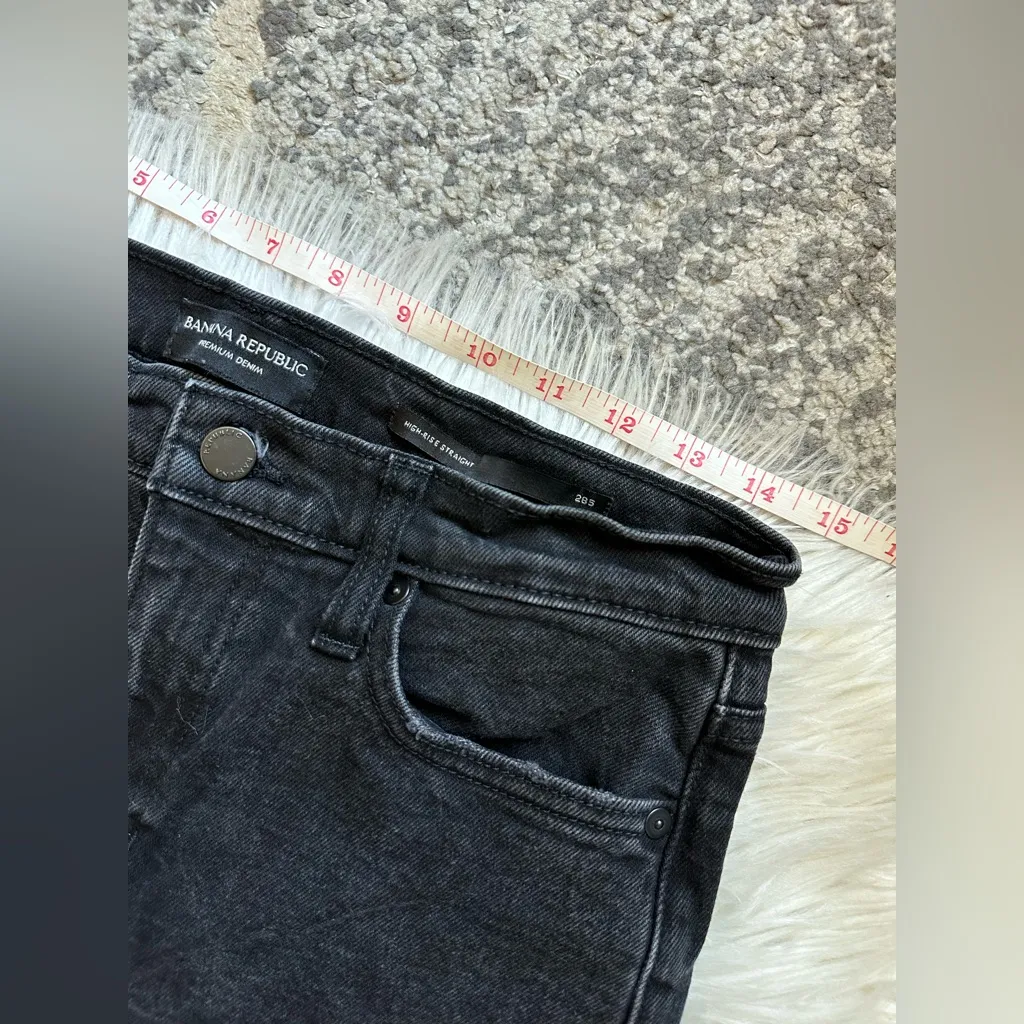 Banana Republic high rise straight jeans (SHORT) - Image 9