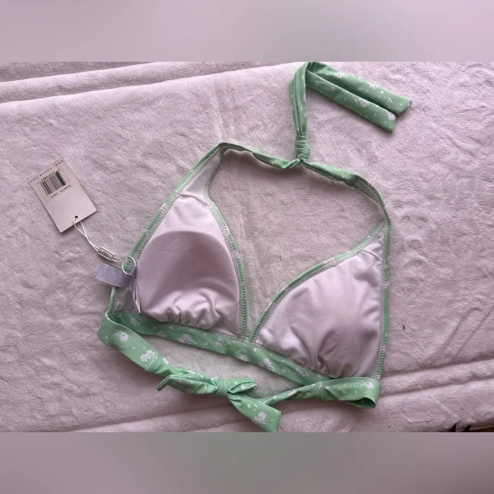 INGER BIKINI TOP GREEN And White Floral Tie size M Summer Pool Beach Size M - Image 3