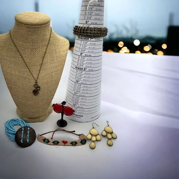 6 Piece Jewelry Lot Gold Tone Earrings Bracelet Necklace Rhinestones Dangle - Image 2