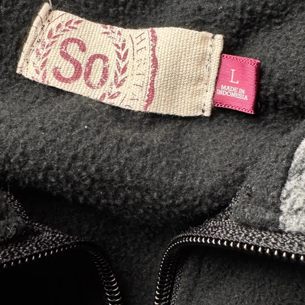 SO Black and Gray Quarter-Zip  Cold Weather Winter Pullover Sz L - Image 3