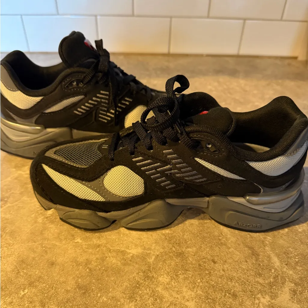 New Balance Black and Gray Athletic Shoes 9060 - Image 4