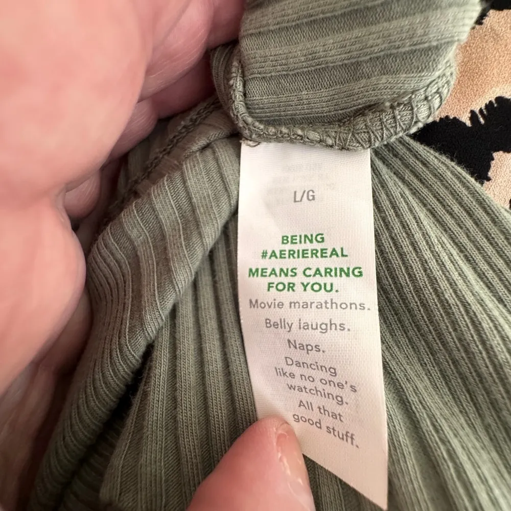 Aerie Cropped Ribbed Polo Style Long Sleeve Army Green color size large - Image 8