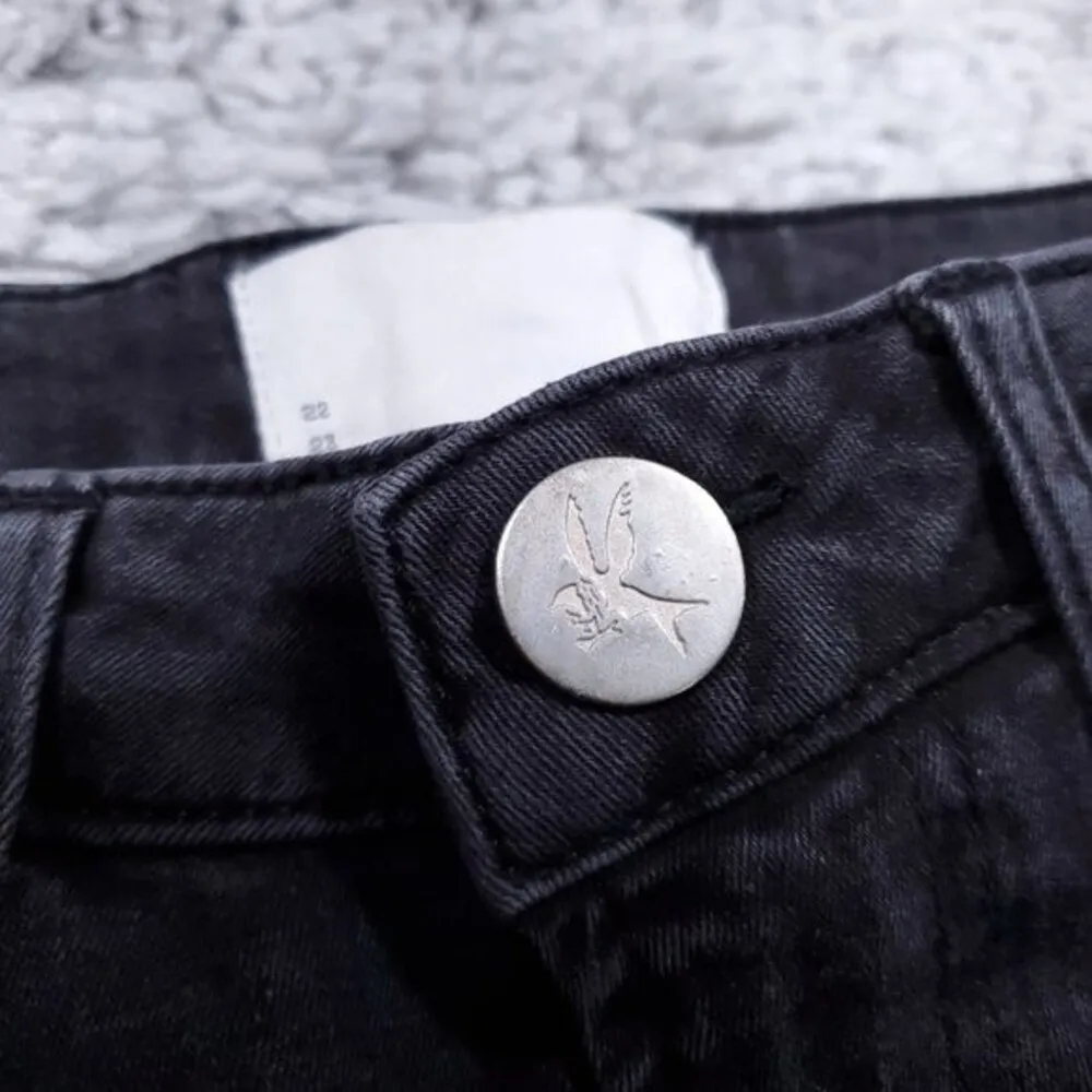 One Teaspoon 2020 Black Swan Denim Mini Skirt Size 25 NWT Raw Cutoff Hem Stretch - Image 8