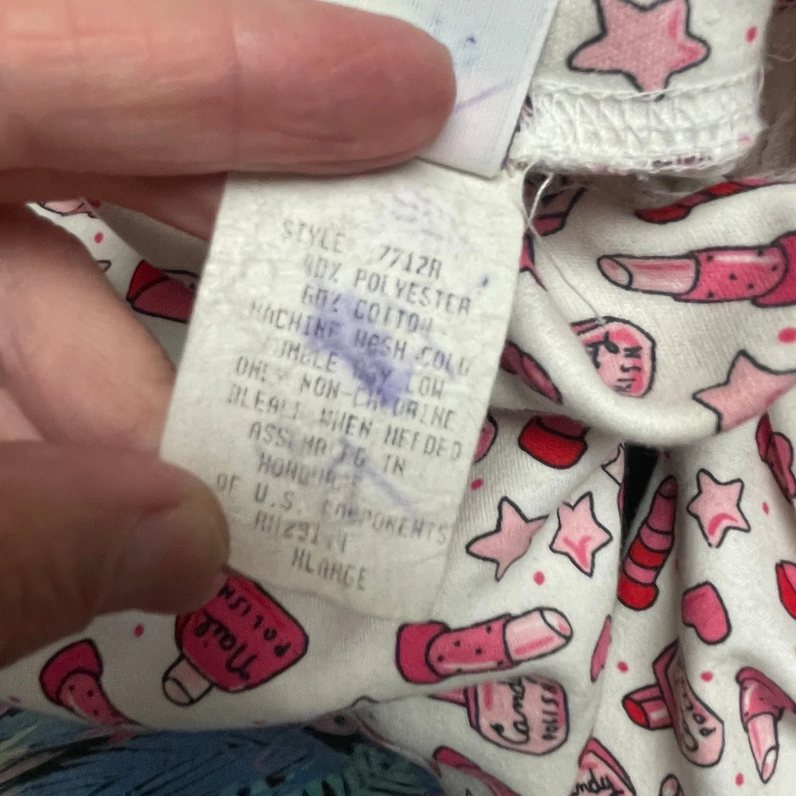 Color & Co VTG Lipstick Nail Polish Print Turtleneck Small Medium Makeup Beauty White - Image 3