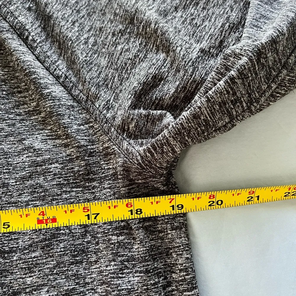 Like new: GAP Fit gray zip up hoodie - Image 4