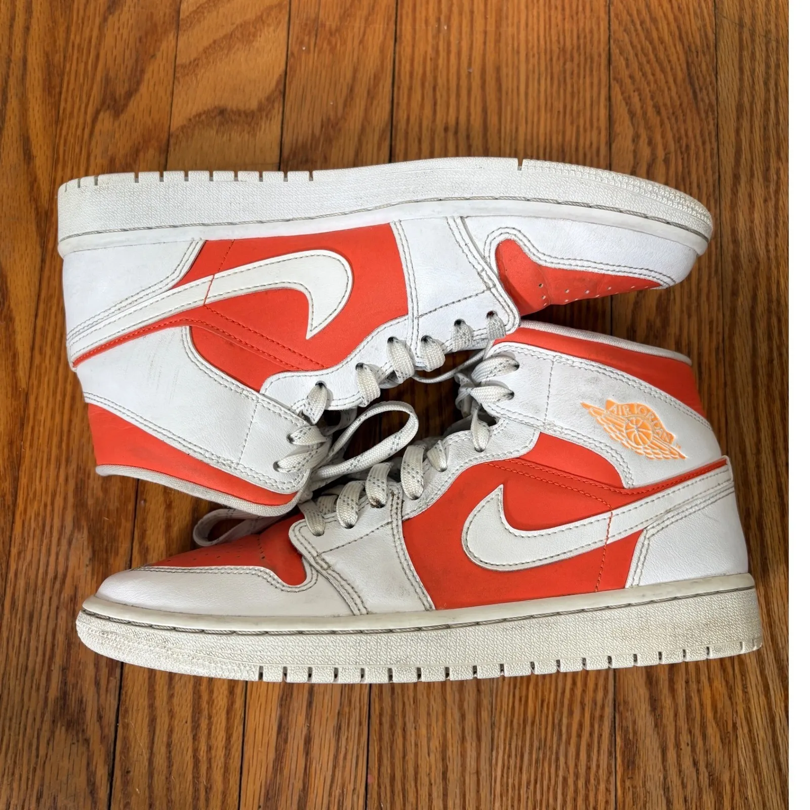 Air Jordan 1 Mid SE Bright Citrus Orange White Women's 10 Shoes Sneaker - Image 4