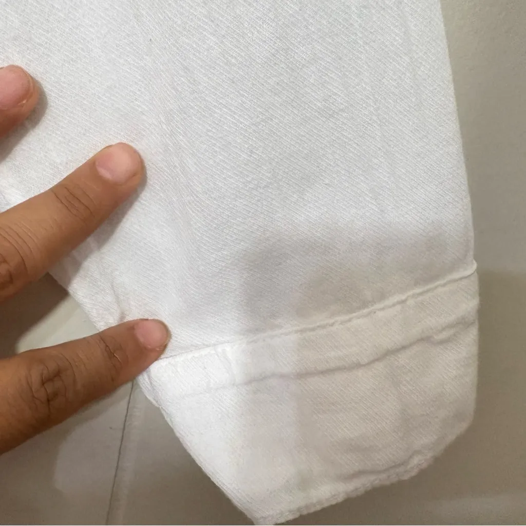 Lacausa Button Down Shirt Women’s Size M Style LA11485 – Effortless Everyday Top - Image 4