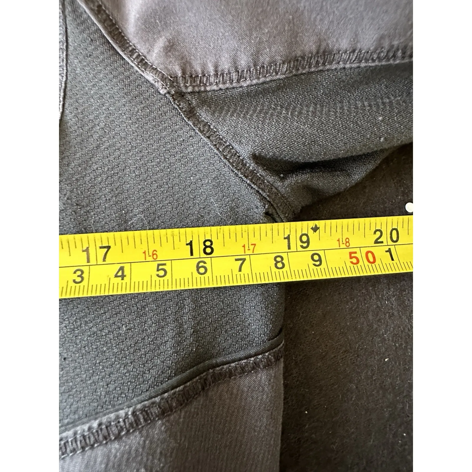 Lululemon Gray Blackish Size 6 Athletic‎ Jacket missing zipper - Image 4