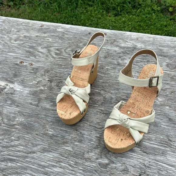 - Korks‎ Women's Dawson Wedge Platform Sandals Off White Size 10 - Image 2