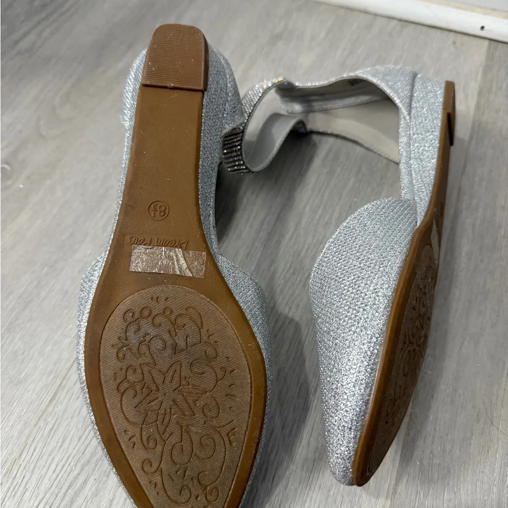 Dream Pairs Glittery Silver Ankle Strap Flats - Image 6