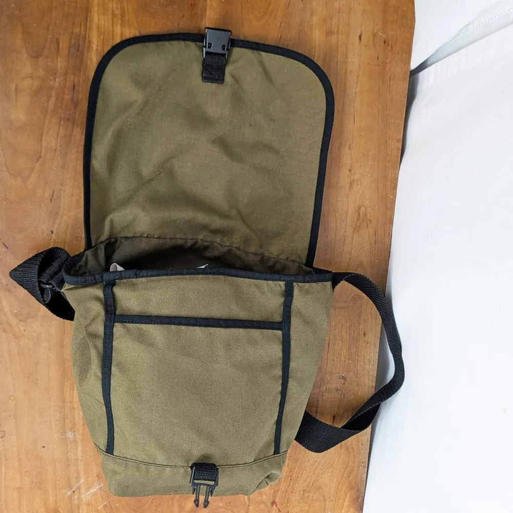 Vintage New York Made Manhattan Portage XS Olive Messenger Bag Green - Image 3