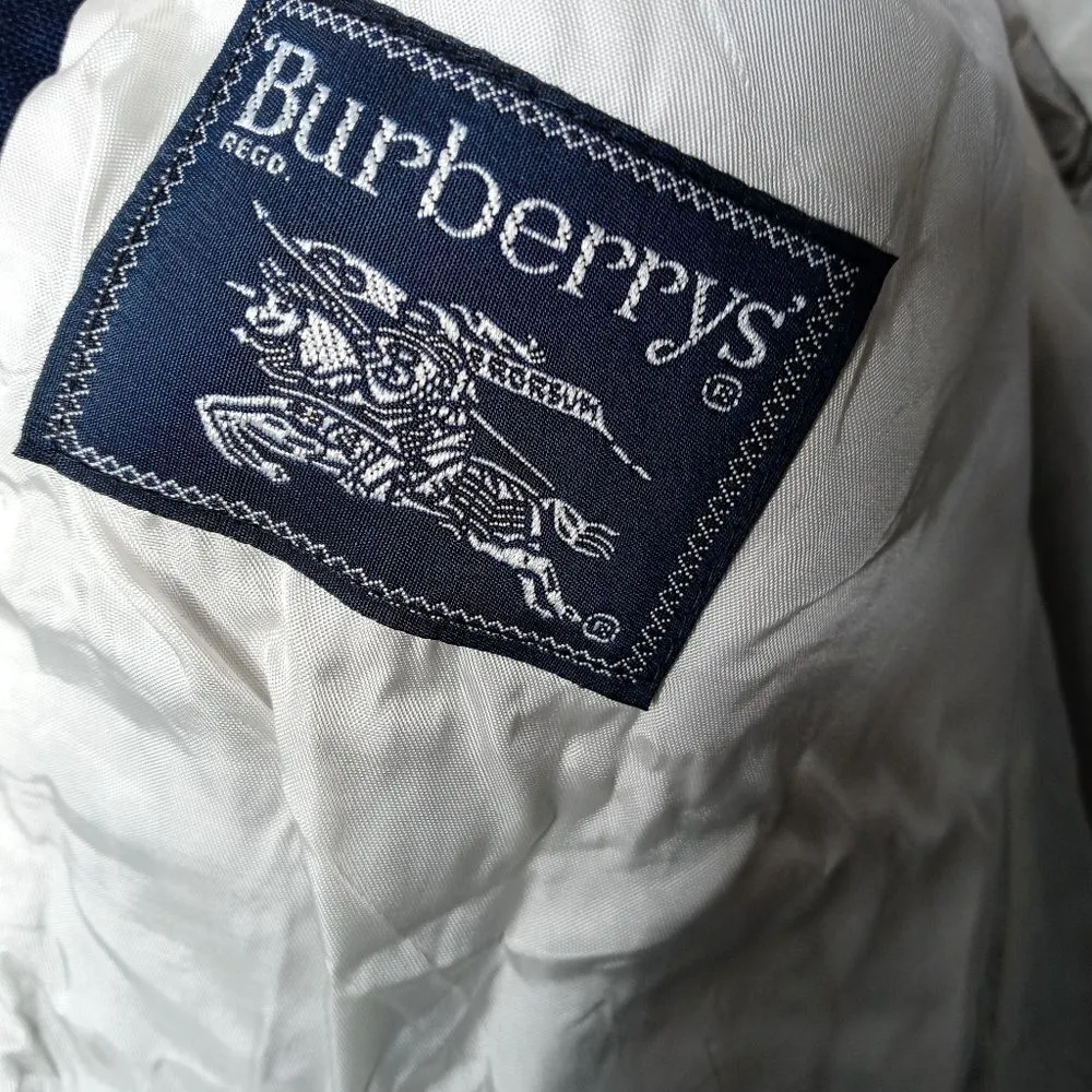 Burberry blue strip blazer - Image 5