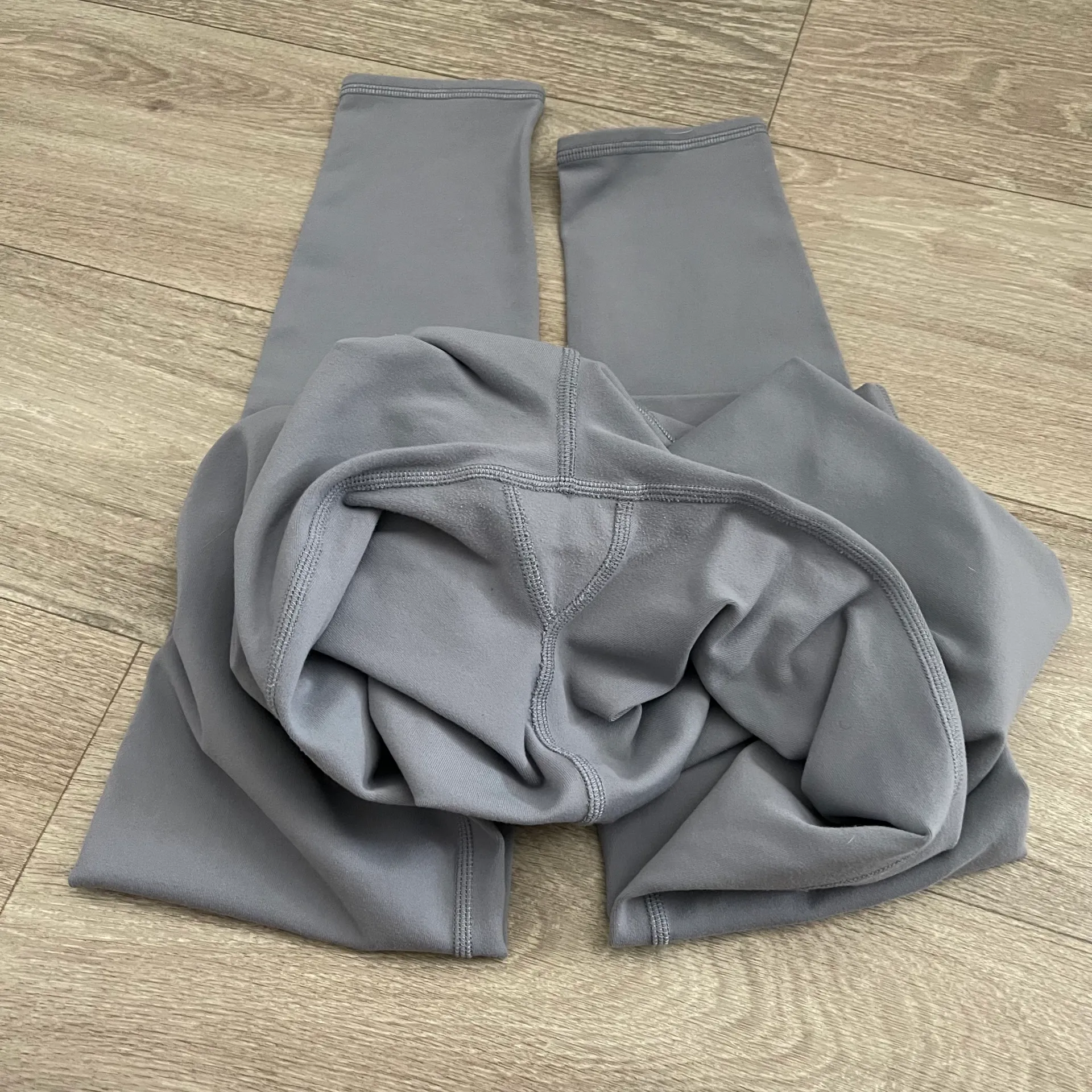 high-waisted 7/8 legging - Image 6