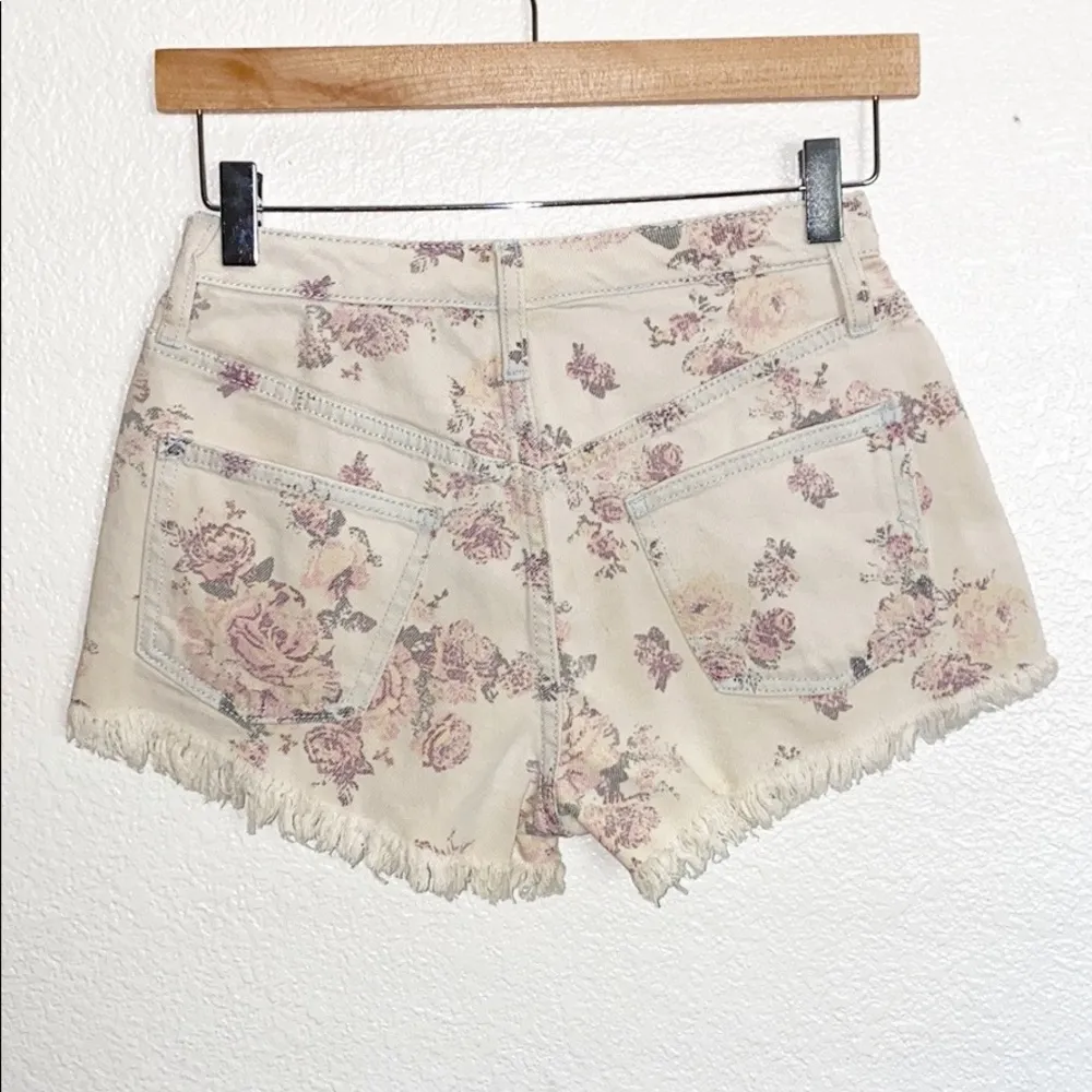 Mossimo Floral Cream Denim High Rise Cuffed Shorts Size 24 - Image 5