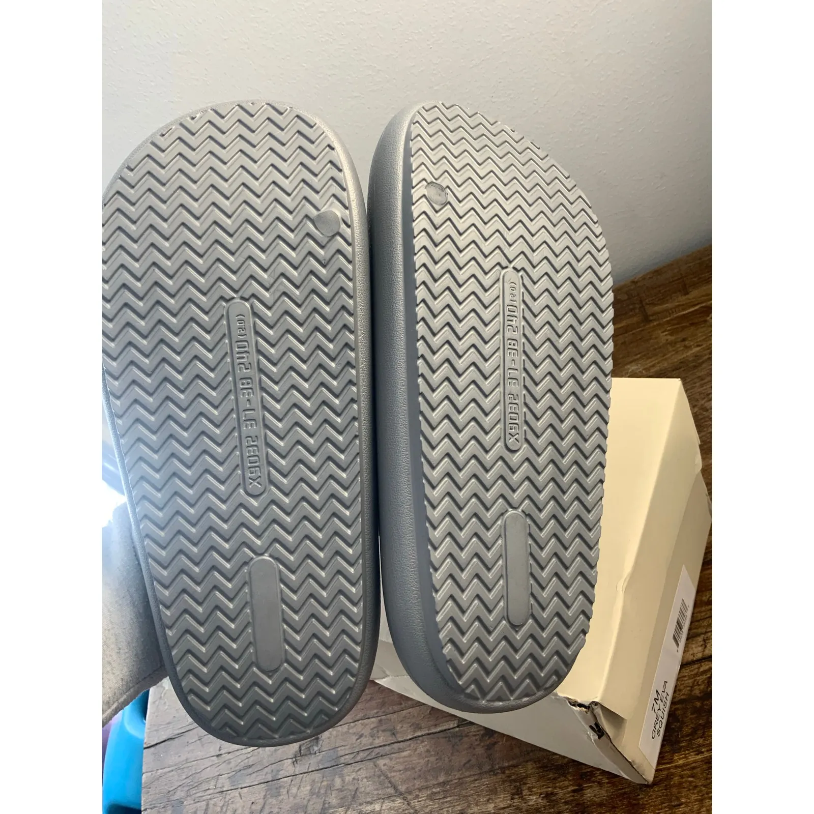 J/Slide Squish Grey‎ Eva NIB size 7 Gray - Image 6