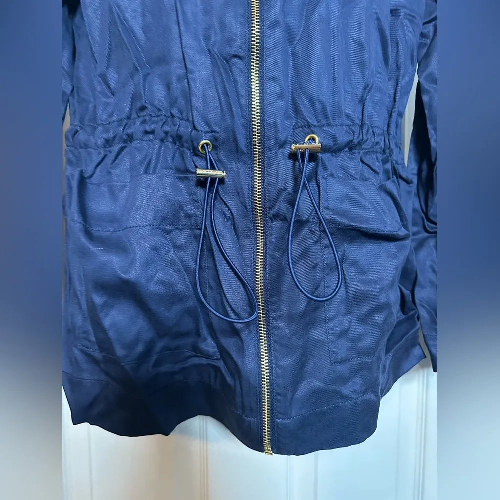 Michael Kors Blue & Gold Hooded Women’s Zip Up Rain Jacket Windbreaker - Image 7