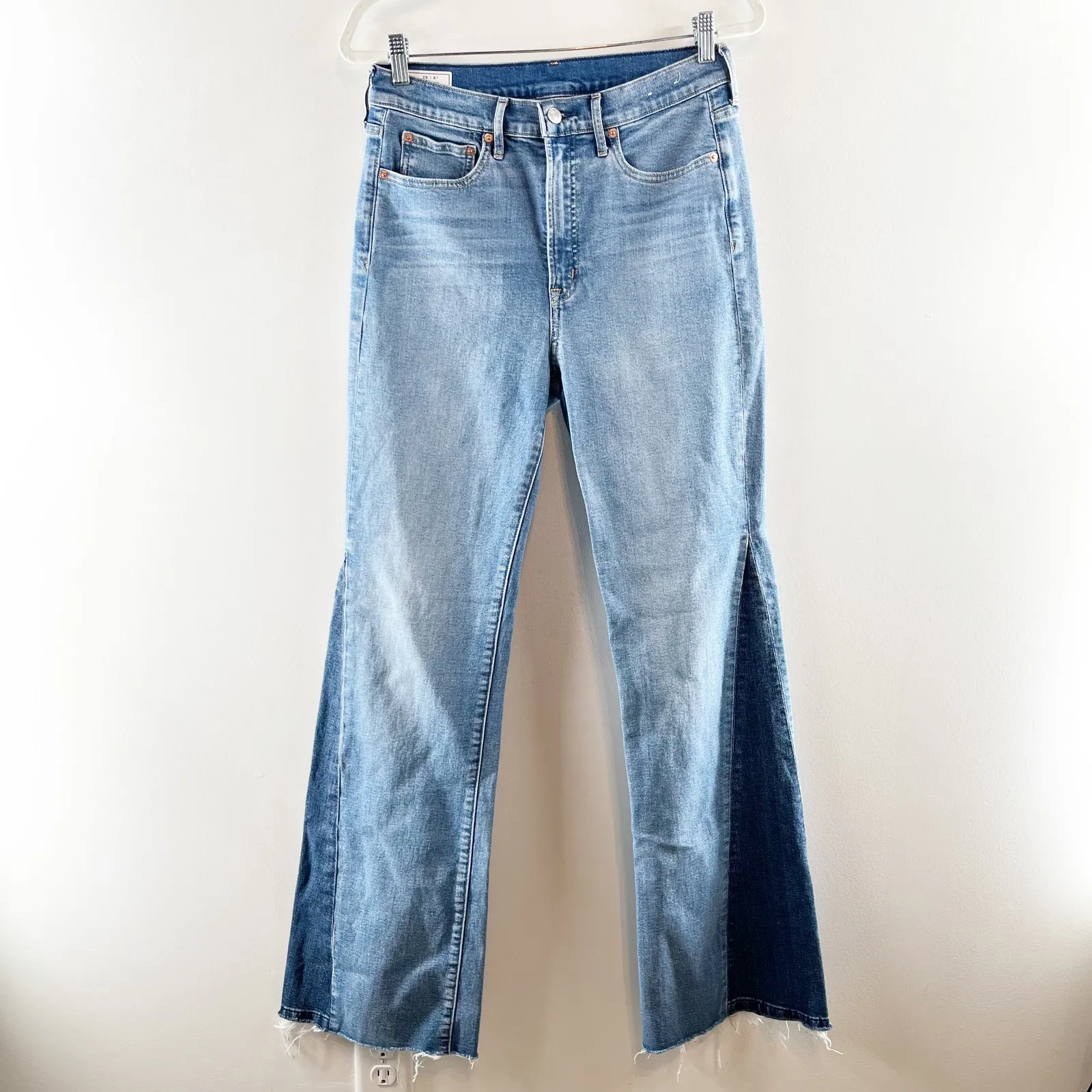 Gap High Rise Patched '70s Flare Bell Bottom Jeans Light Indigo Blue 8 Tall - Image 4