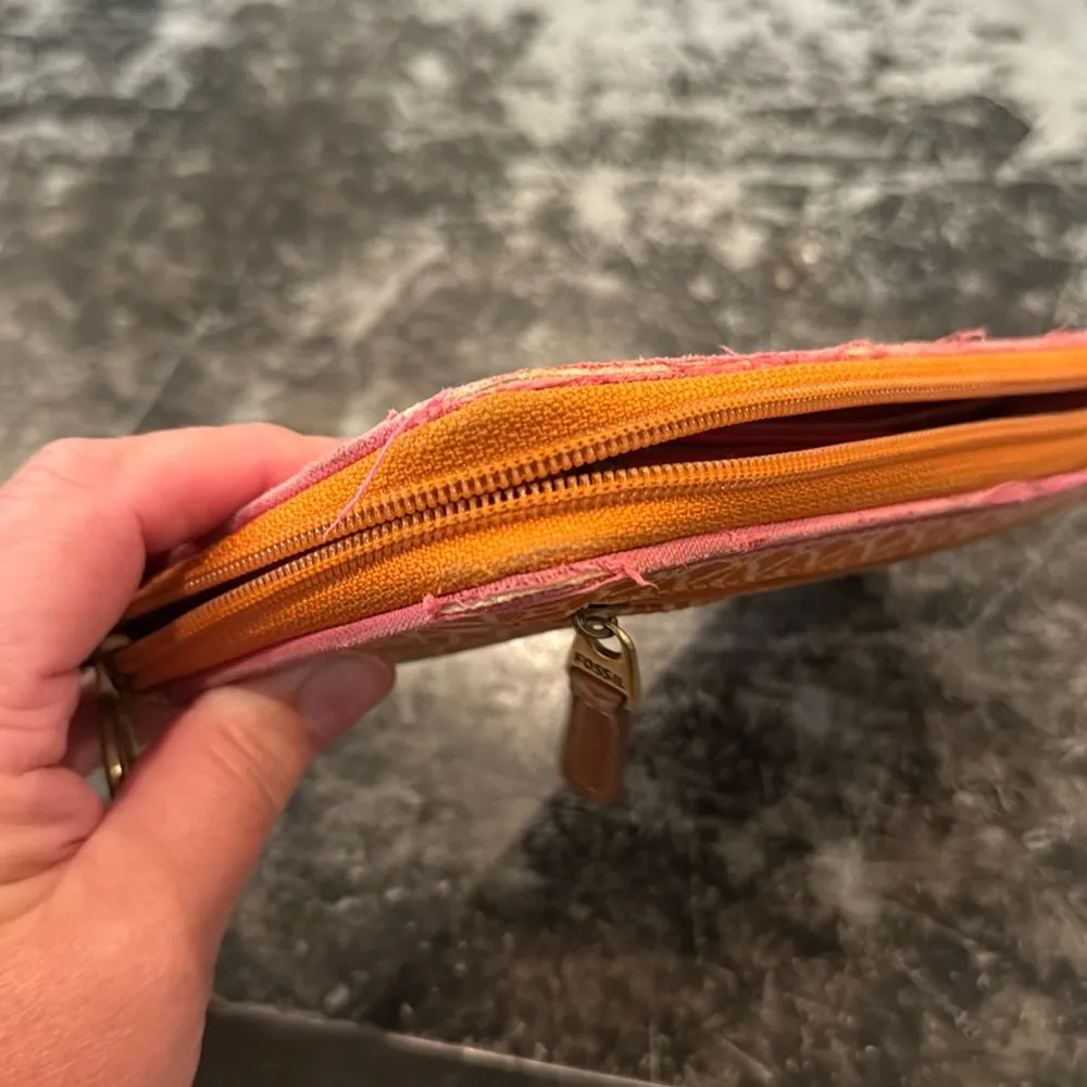 Fossil Orange Print Coated Canvas Zip Around Wallet - Image 4