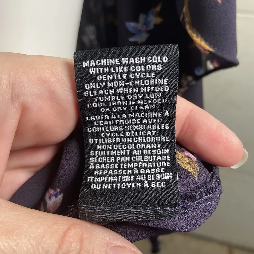 Premise Woman Blouse Size 2X Navy Floral Chiffon Short Sleeve Button Spring - Image 7