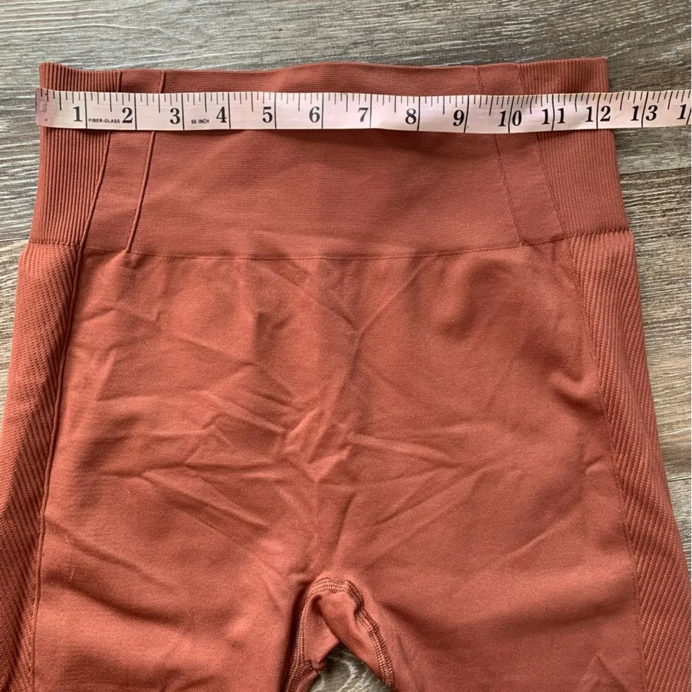 YPB Your Personal Best Peach Leggings M - Image 4