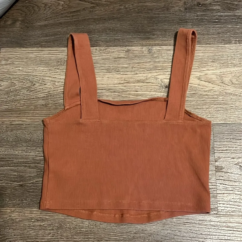 Abercrombie & Fitch Soft Rust Knit Ribbed Square Neck Crop Tank Top Large - Image 2
