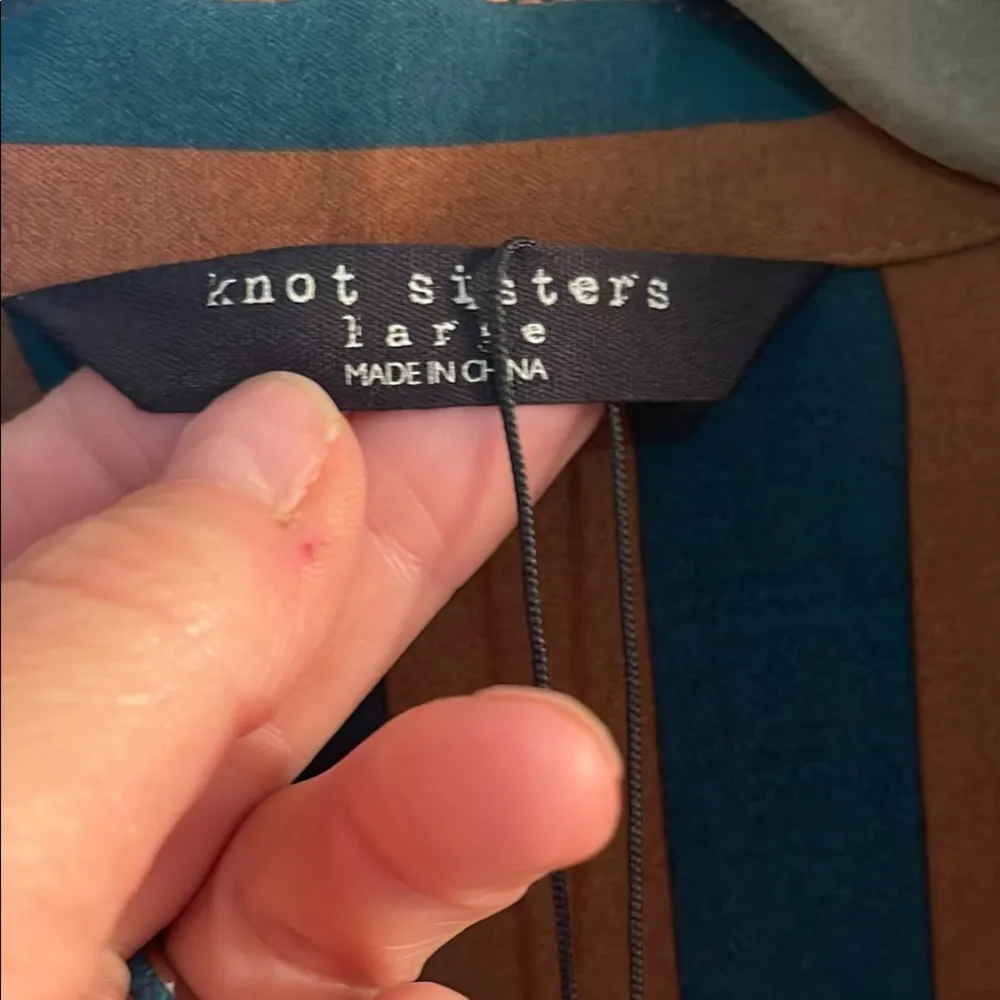 Knot Sisters Green and Brown Striped Lightweight Duster - Image 3