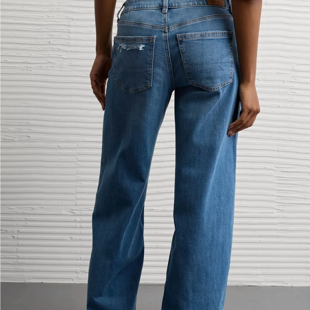 American Eagle Outfitters Stretch Low-Rise Baggy Wide-Leg Jeans - Image 2