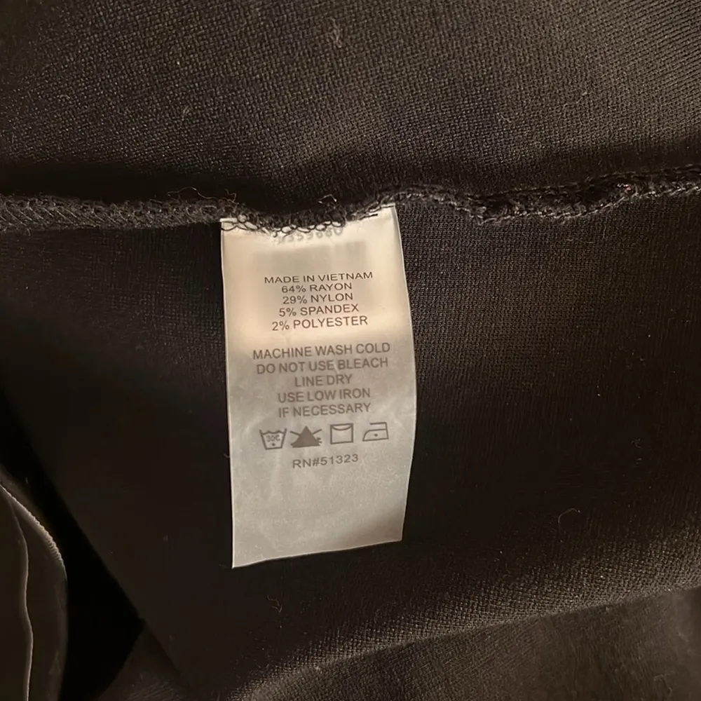 NEW Vince Camuto Square Neck Puffed Sleeve Top in Rich Black Size XL New w/o Tag - Image 8