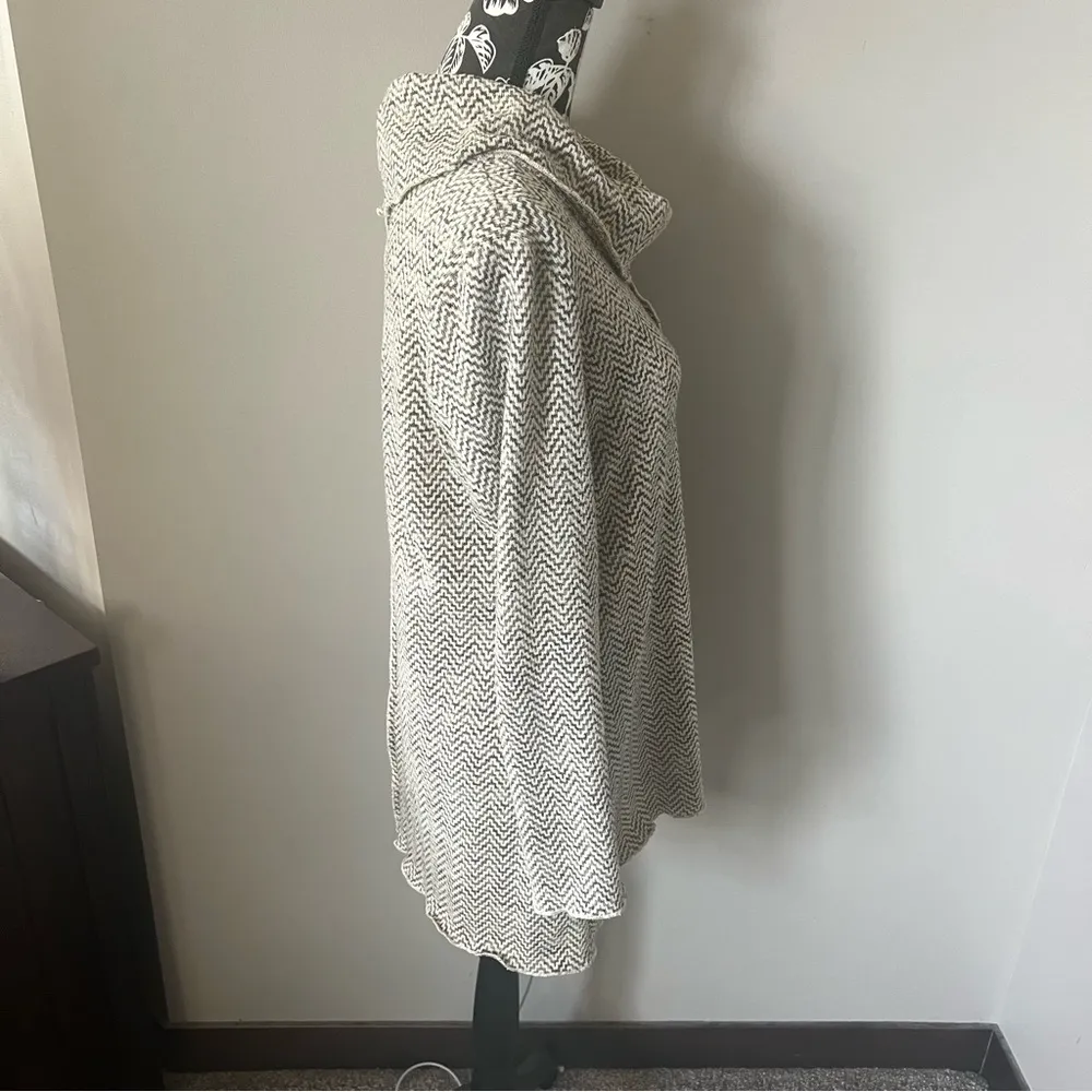 Pure Essence Women’s Long Sleeve Sweater Cowl Neck Tunic Small Gray - Image 5