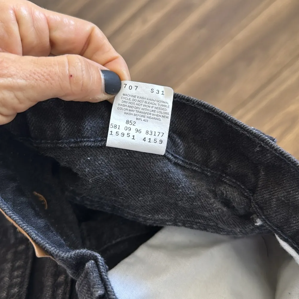 Rare Vintage orange tab 1990’s black Levi's 15951 relaxed fit tapered leg size 6 - Image 10