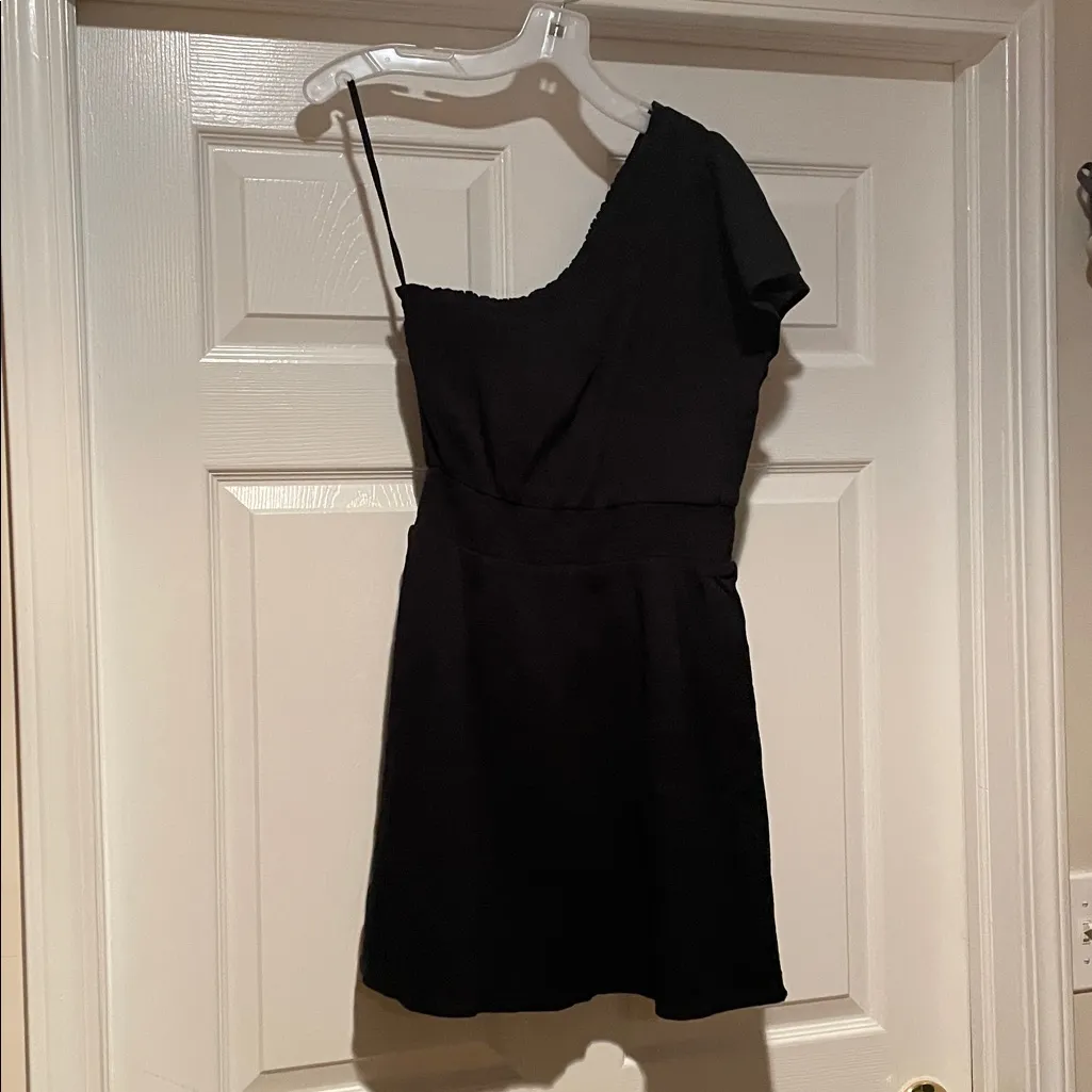 Aerie Black One-Shoulder Dress - Image 2