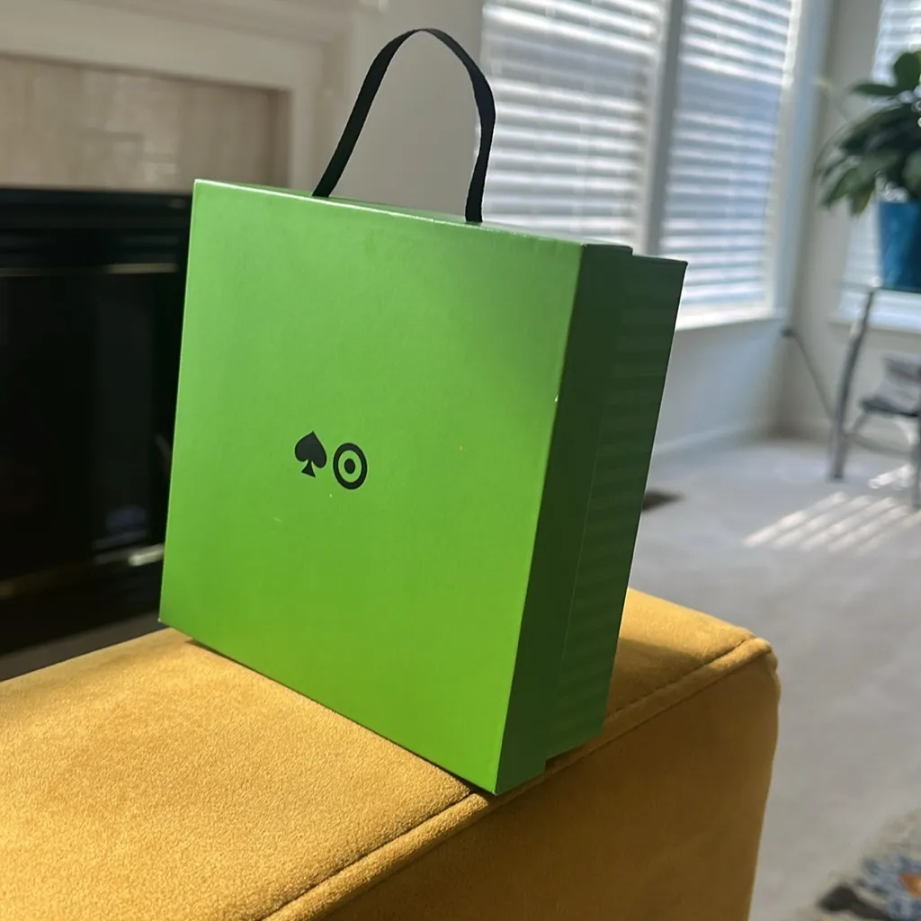 Kate Spade  x Target bow earrings - Image 2